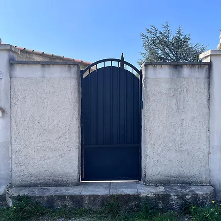 Appartement 4 Personnes Proche Avignon Rochefort-du-Gard